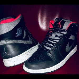 Jordan 1’s. Black/Grey/Red. (8.5/10) Retail $110.